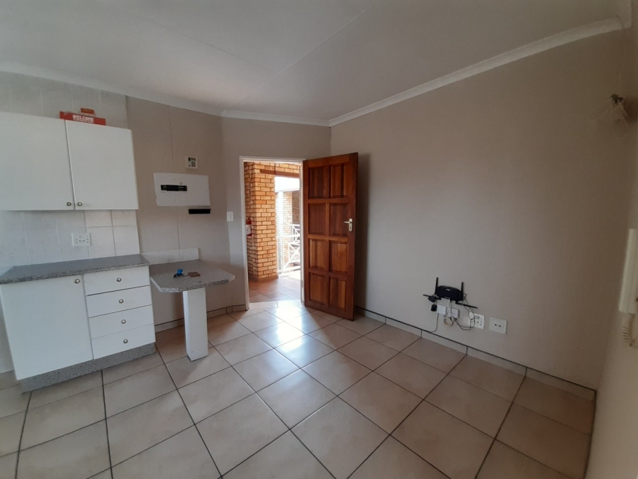 1 Bedroom Property for Sale in Kannoniers Park North West
